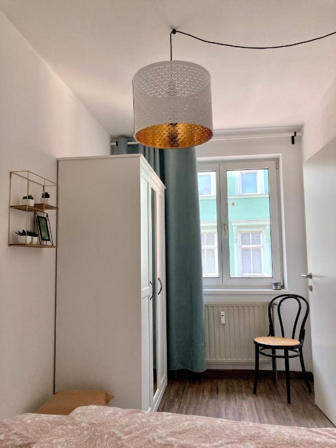 Apartment For 2 In Margareten Виена Екстериор снимка